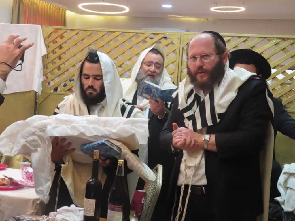 המוהל הרב דב קליין מבצע ברית מילה