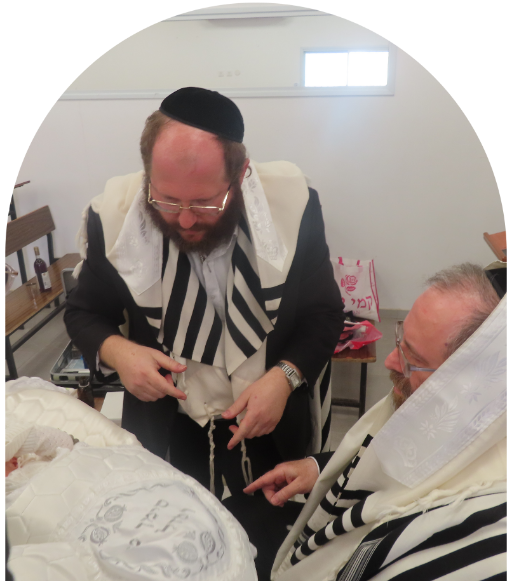 המוהל הרב דב קליין מבצע ברית מילה תמונת שער